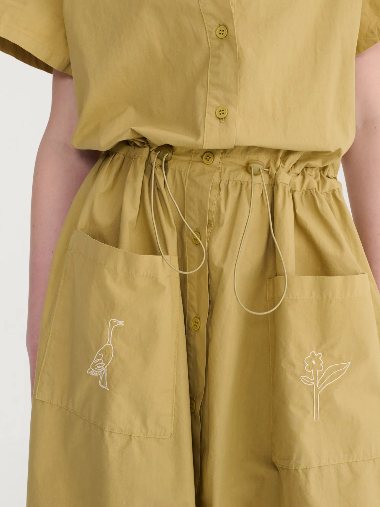 Round collar shirt dress