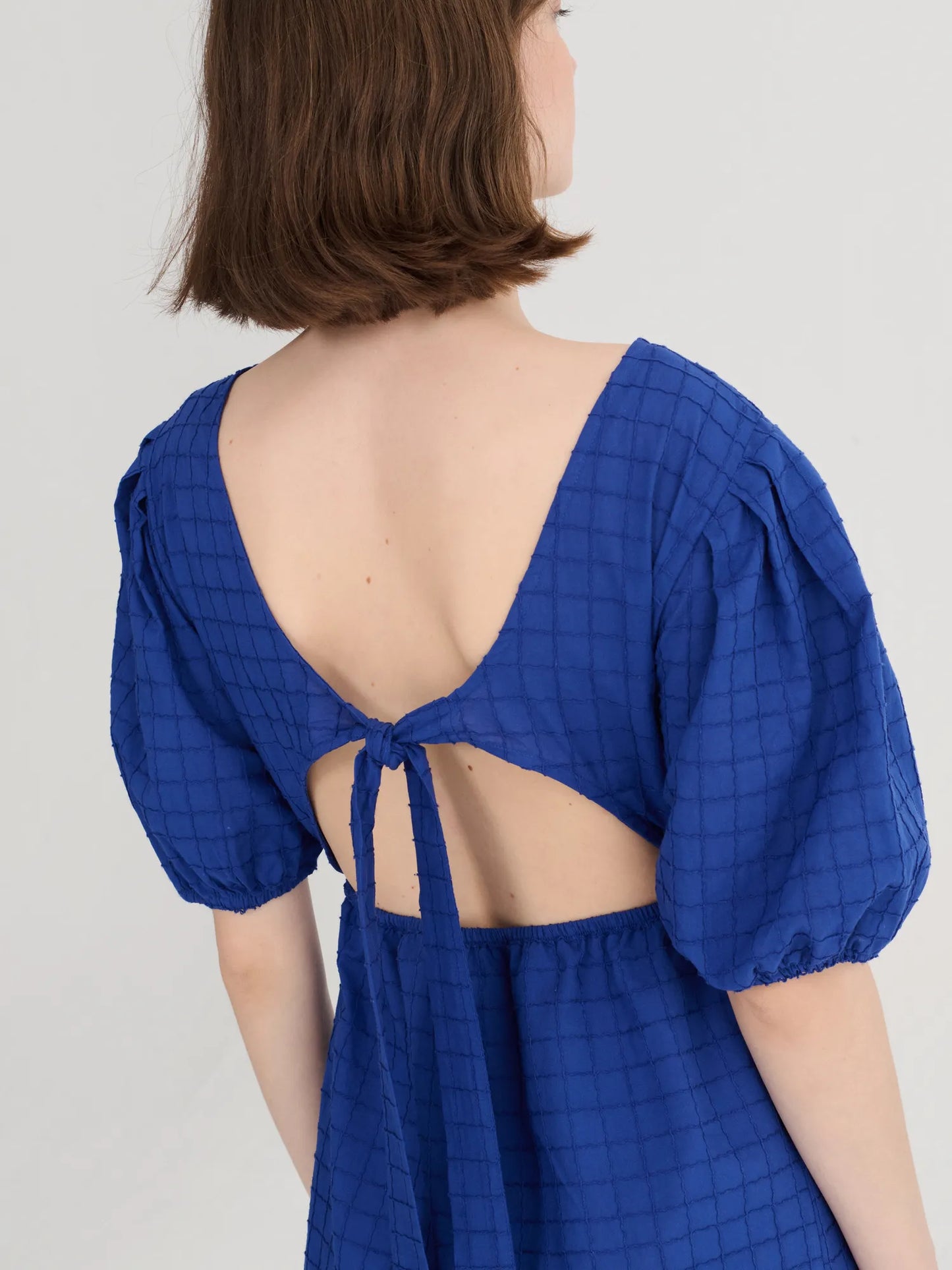 Fantasy cotton back cut dress