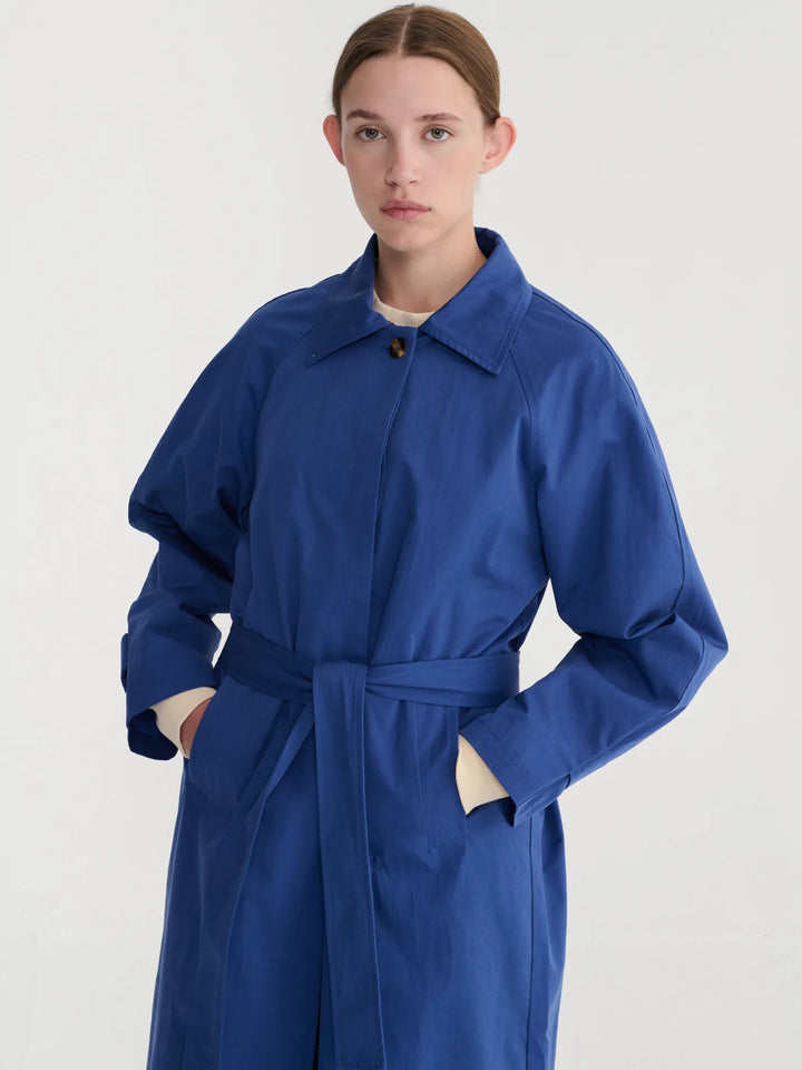 Bestickter Trenchcoat