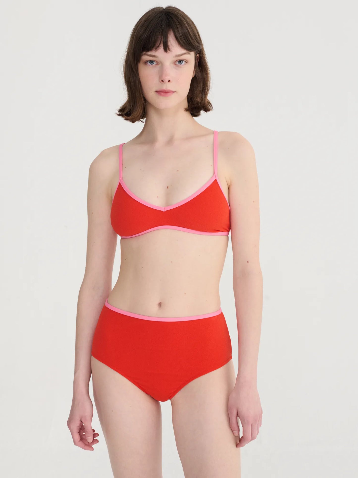 Bas de bikini taille haute en tissu éponge
