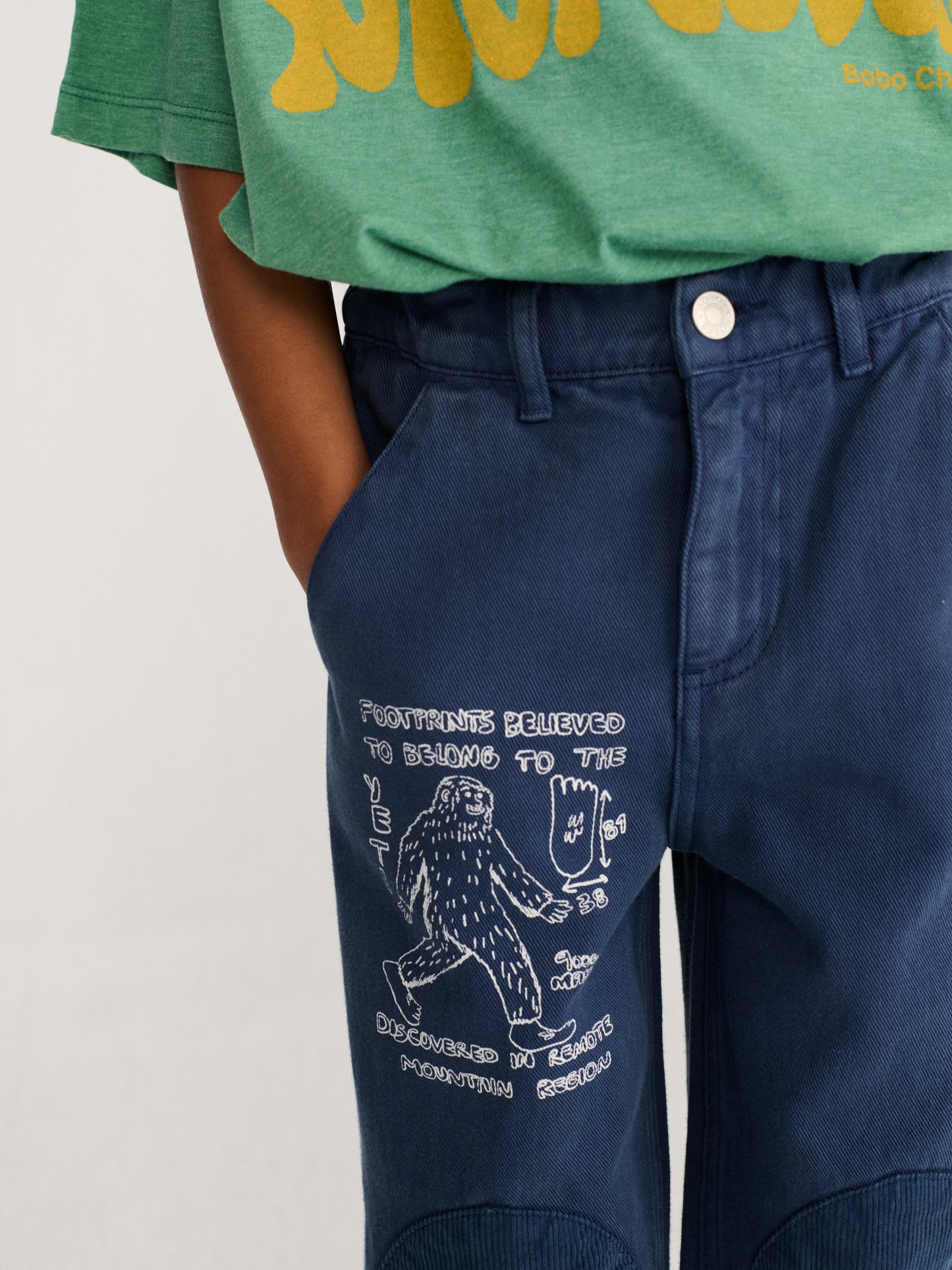Mr. Footish knee pads woven pants