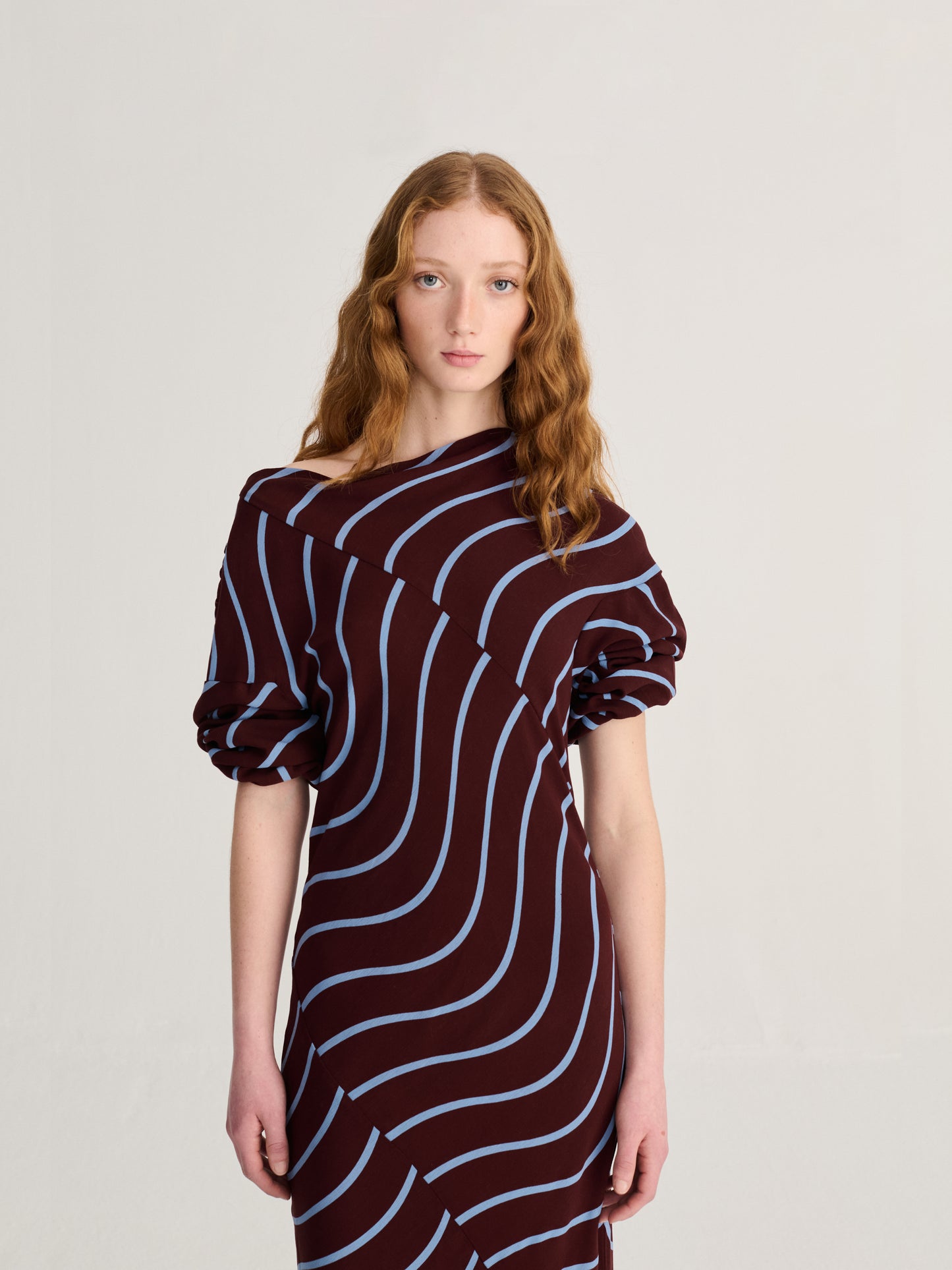 Vestit fluid estampat Psicodelic Stripes