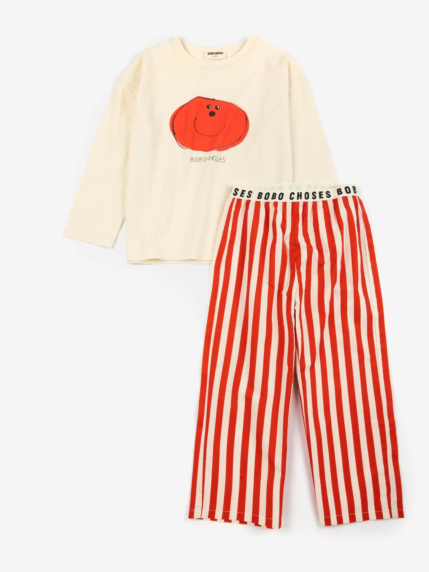 Weirdly Happy Red 실내복 세트