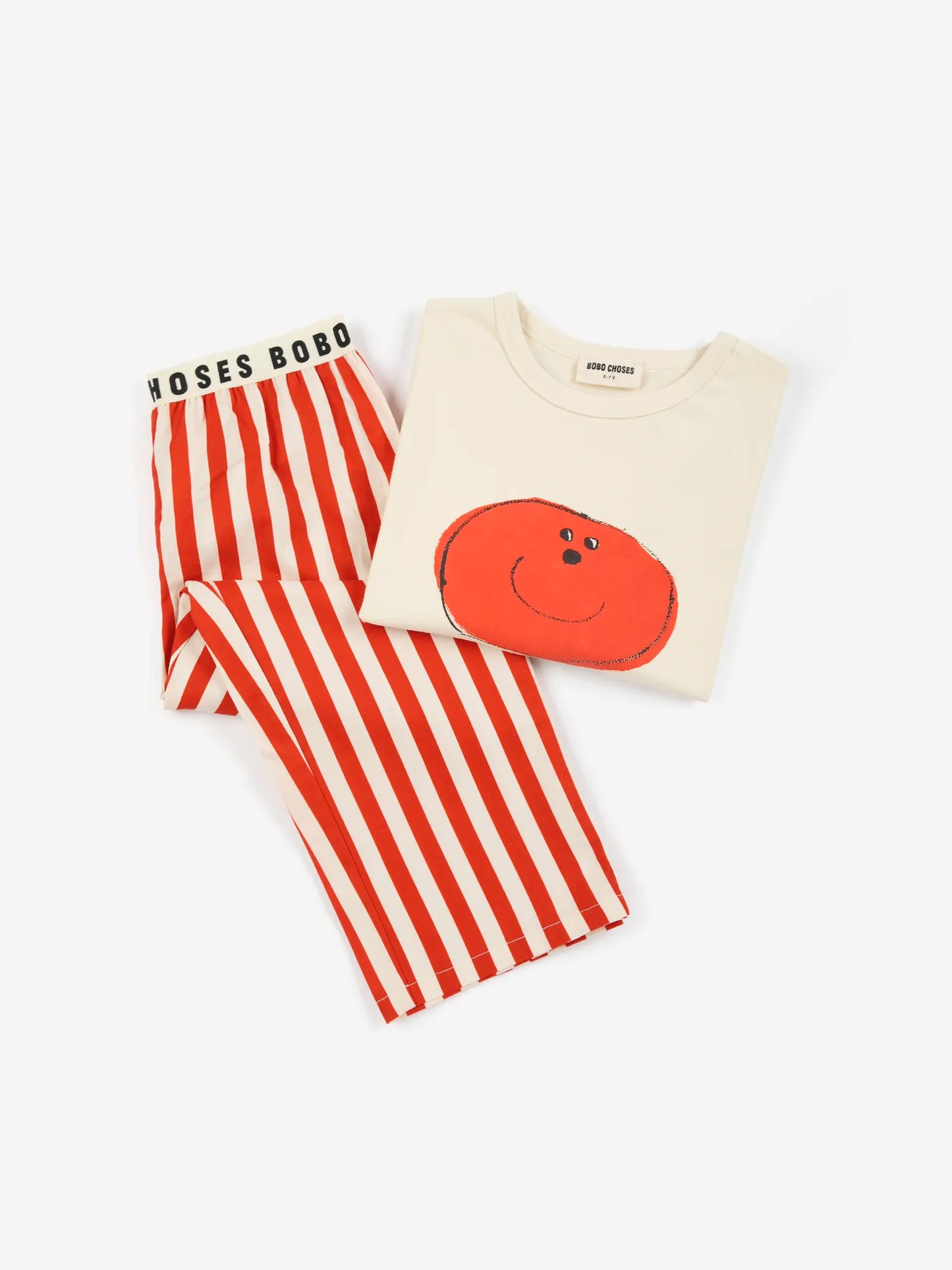 Weirdly Happy Red 실내복 세트