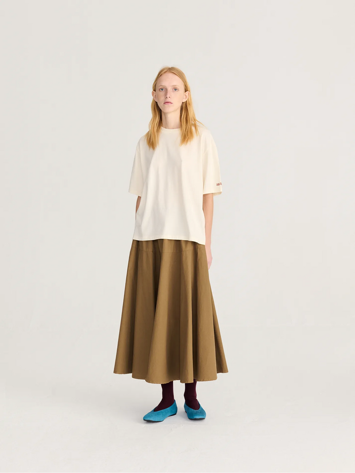 Paper touch evasé skirt
